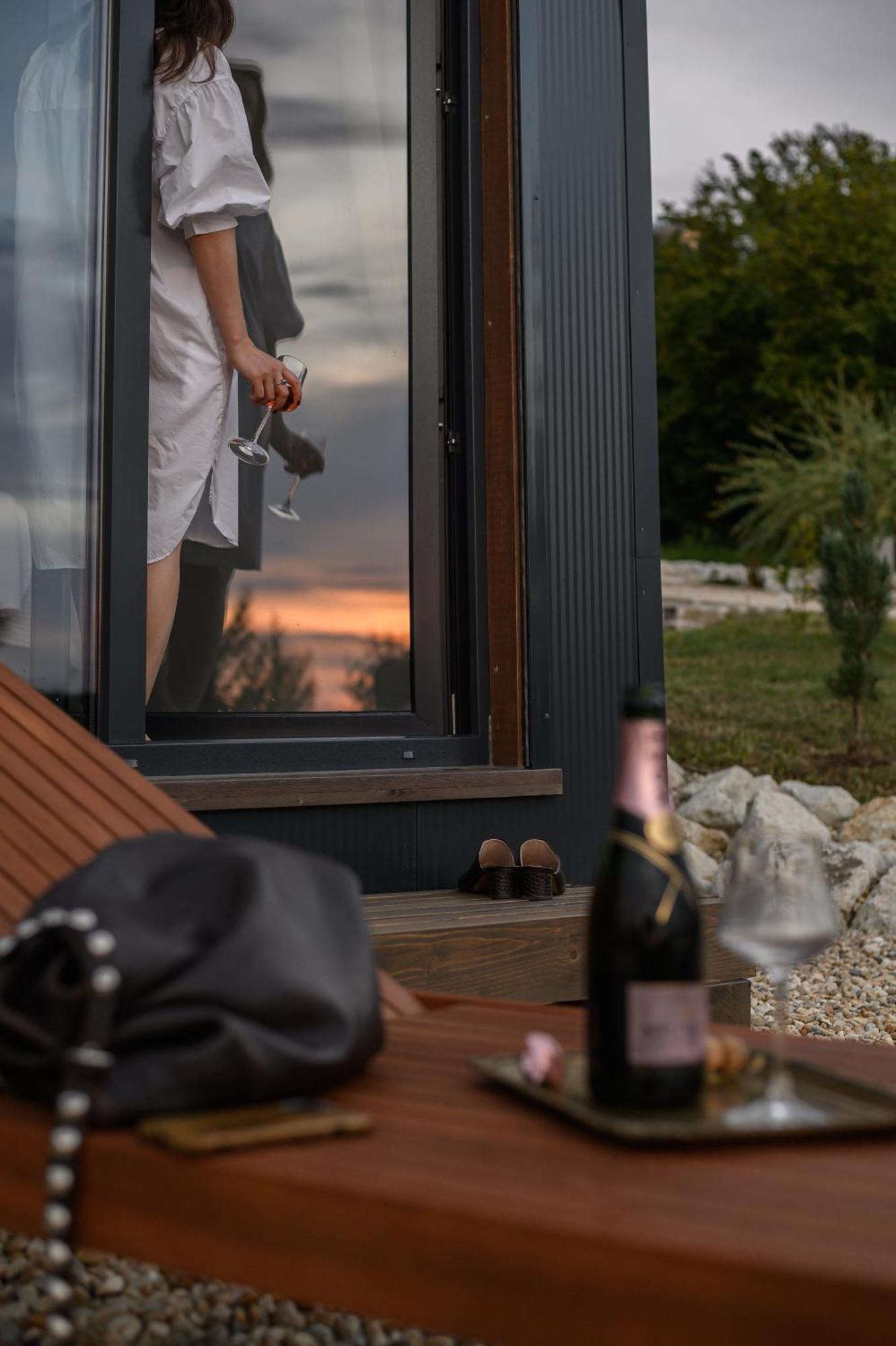 Casa Slarku - Luxury Container Apartment