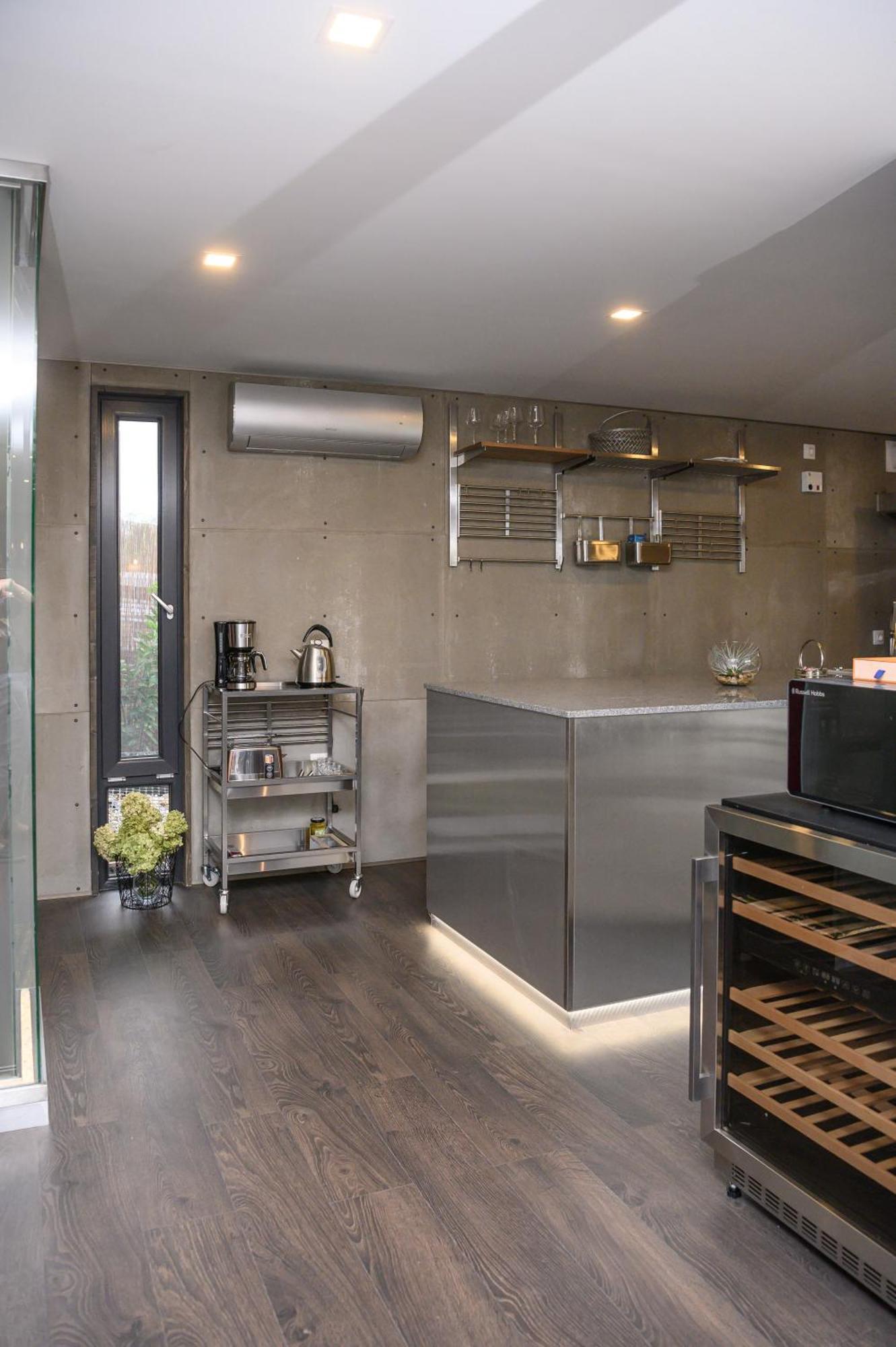 Apartment Casa Slarku - Luxury Container