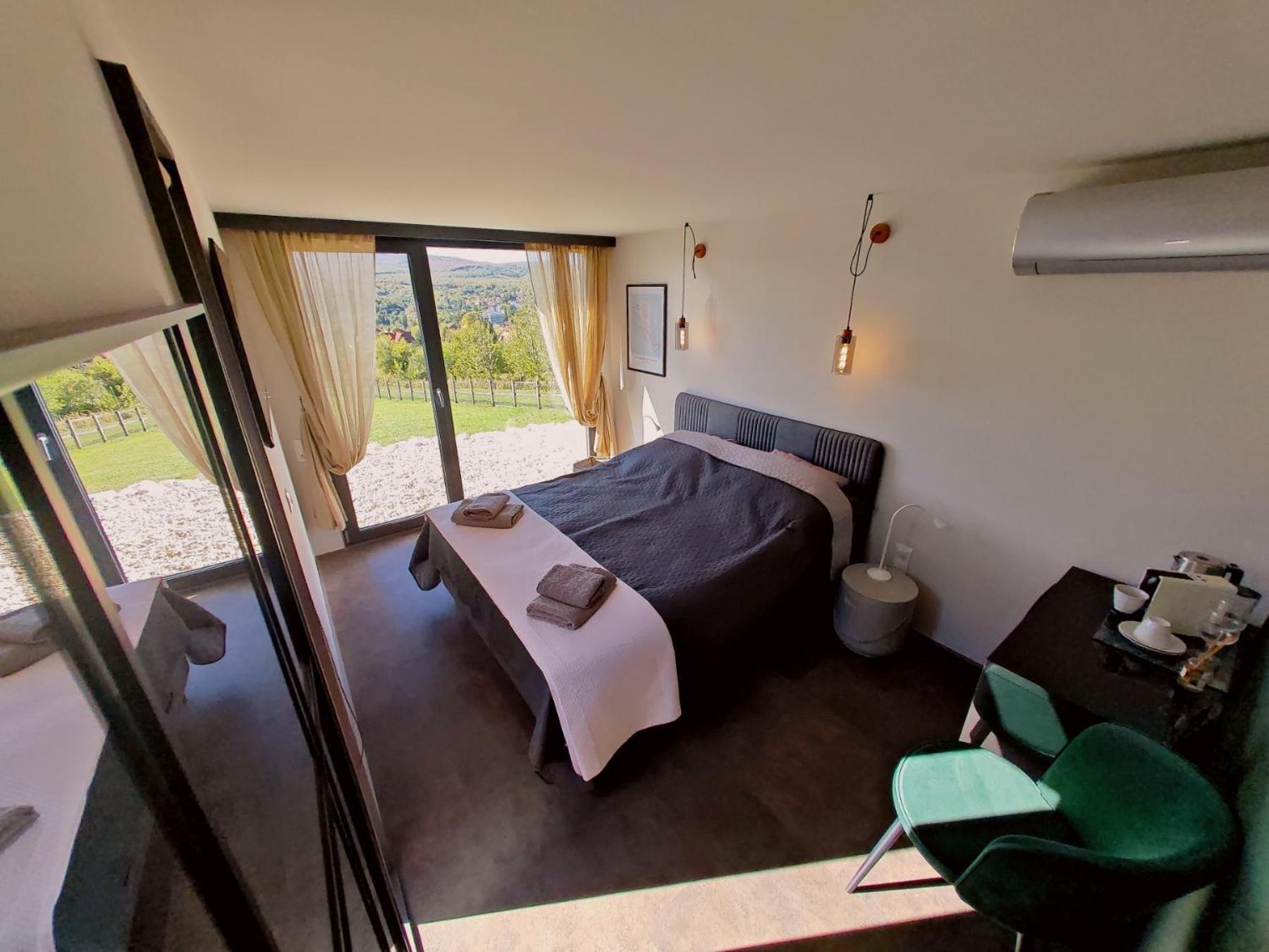 Apartment Casa Slarku - Luxury Container