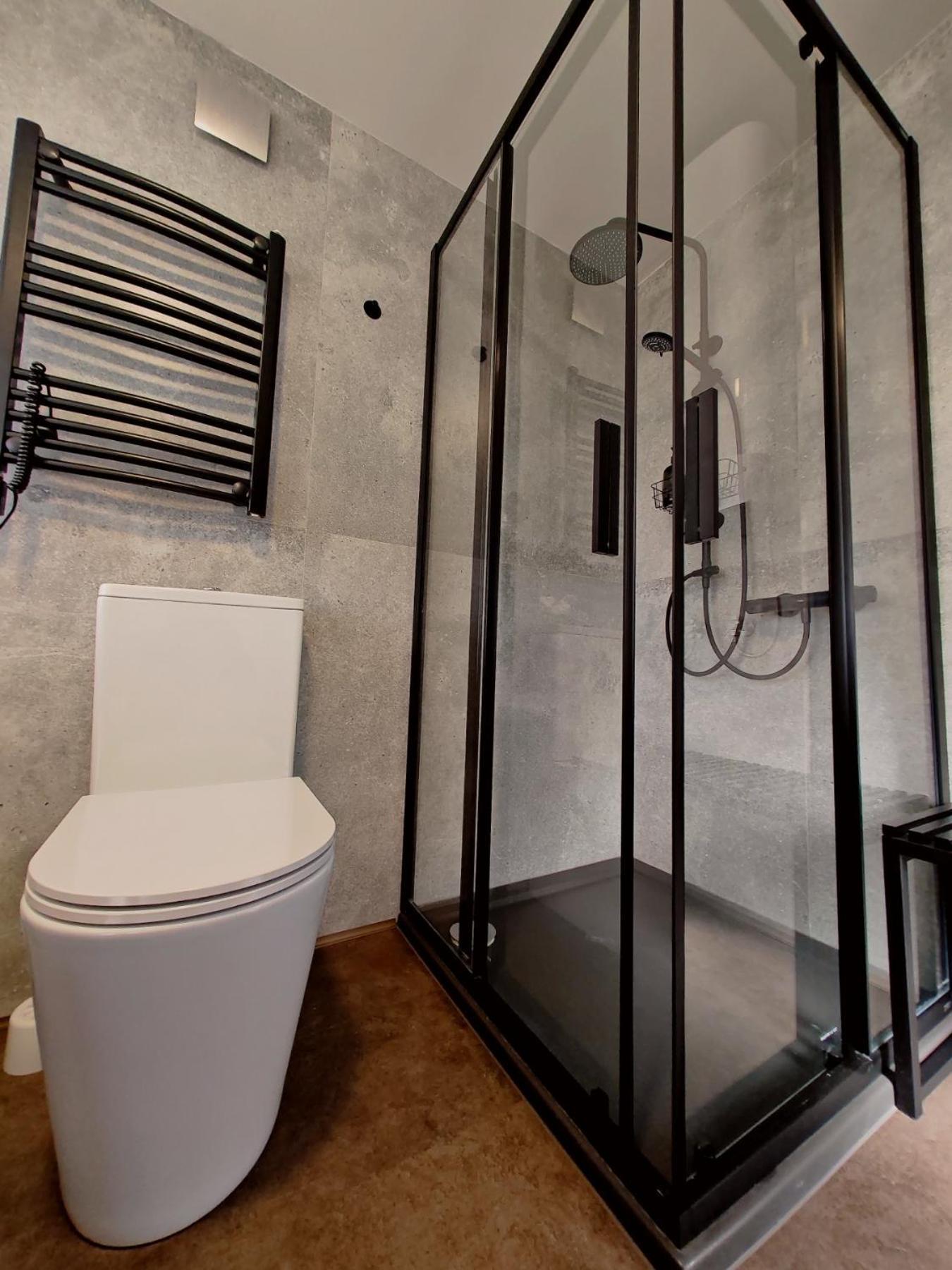 Apartment Casa Slarku - Luxury Container Miskolc